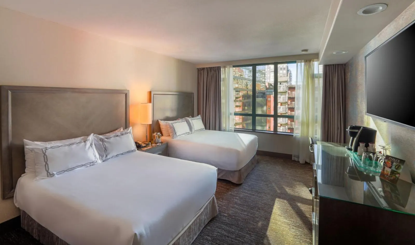 The Parker Hotel And Rooftop Vancouver