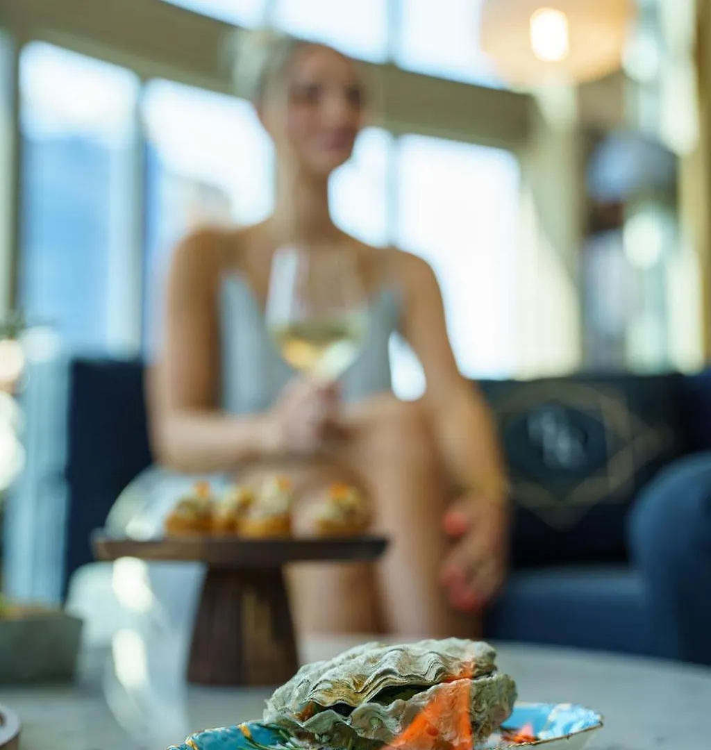 ****  The Parker Hotel And Rooftop Ванкувер Канада