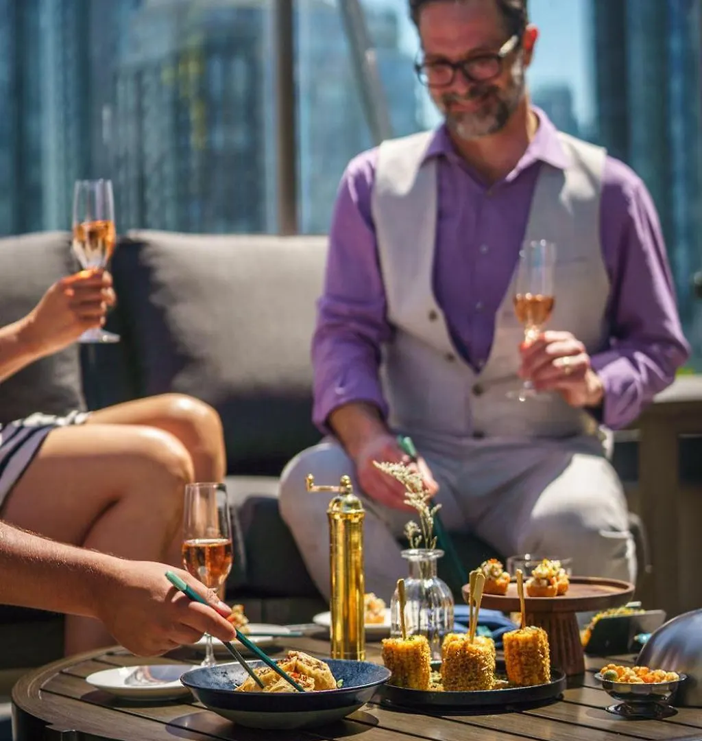 The Parker Hotel And Rooftop Ванкувер 4*,